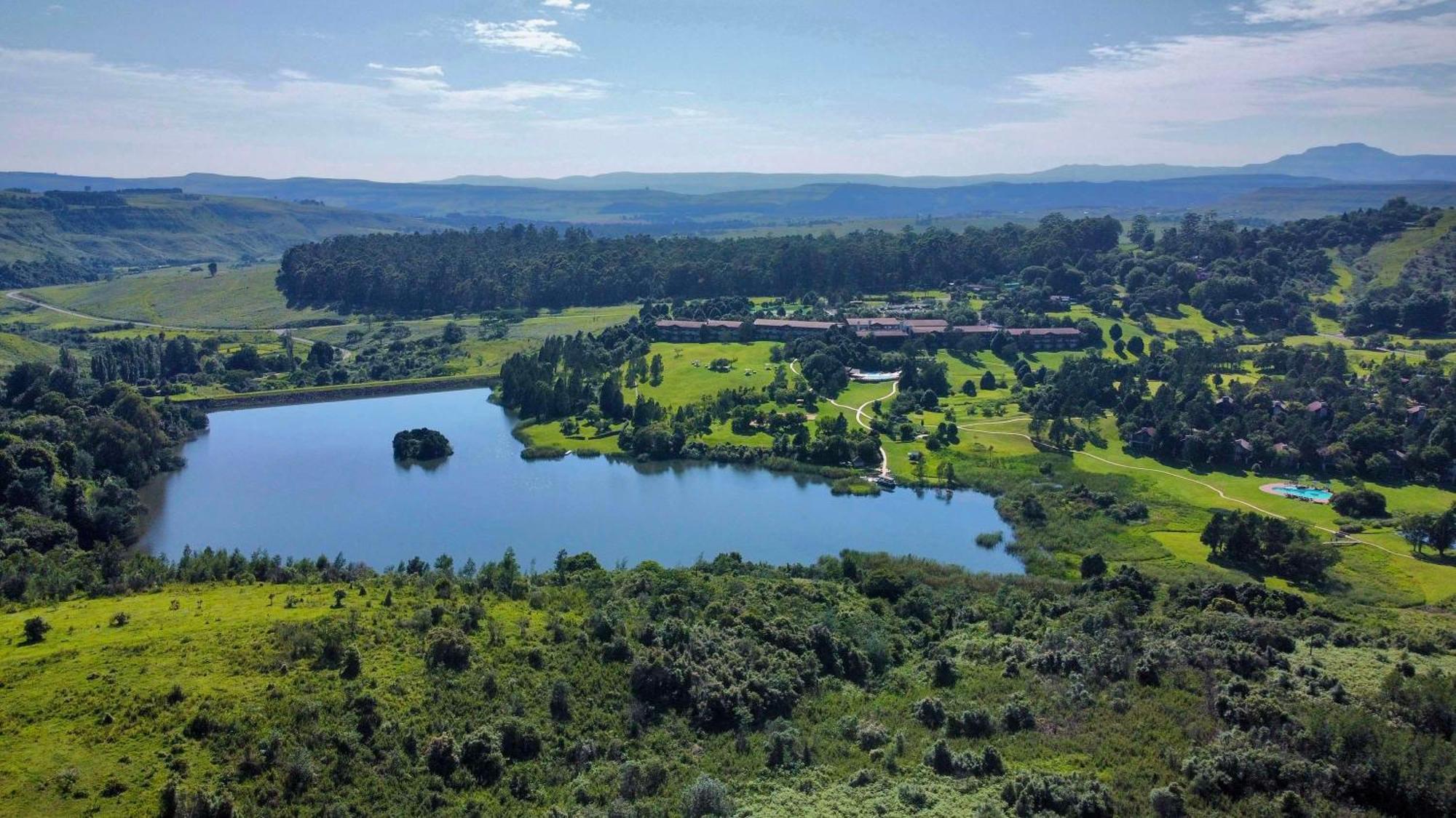 Drakensberg Sun Resort Cathkin Park Buitenkant foto